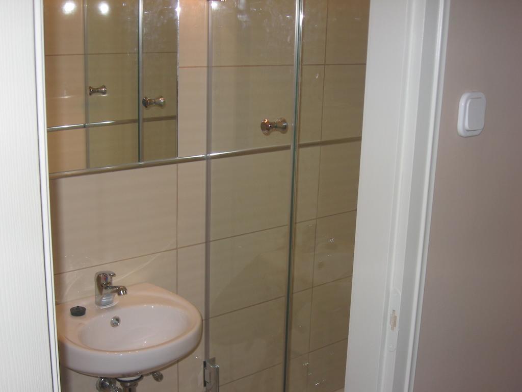Hotel Lika Panzio Gyula Zewnętrze zdjęcie
