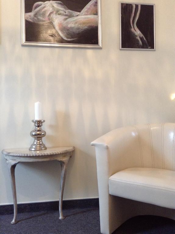 Hotel Lika Panzio Gyula Zewnętrze zdjęcie