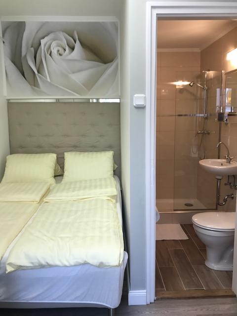 Hotel Lika Panzio Gyula Zewnętrze zdjęcie